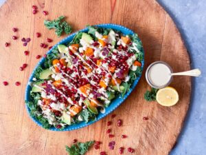 Salat med grønkål og hokkaido græskar